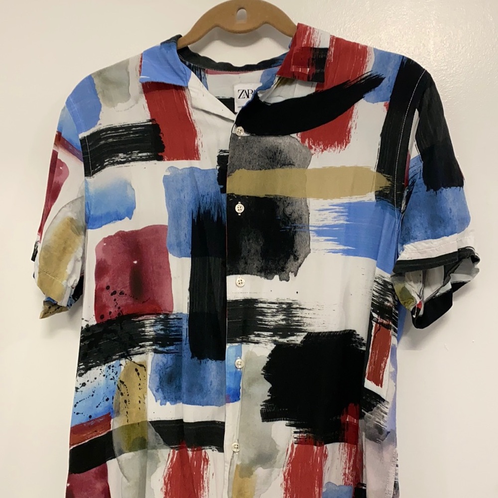 Short sleeve button up